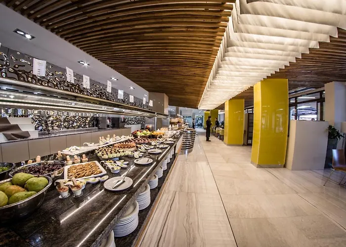 Premier Üdülőközpont Napospart