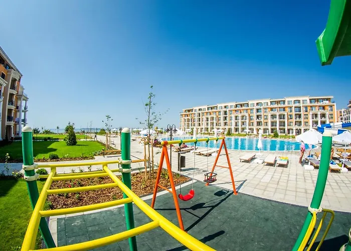 Premier 4* Napospart