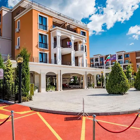 Semesteranläggning (resort) Premier 4*